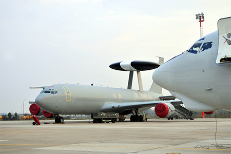 Raki radar ou les AWACS, en Mai